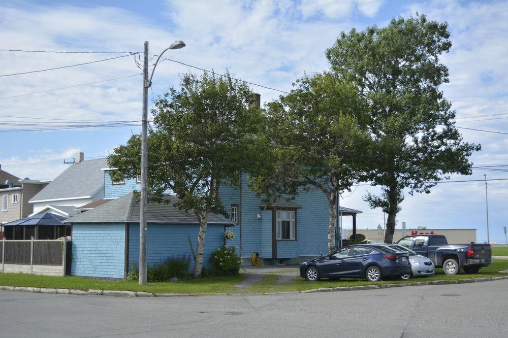 Auberge Bruine Océane Matane Exterior foto